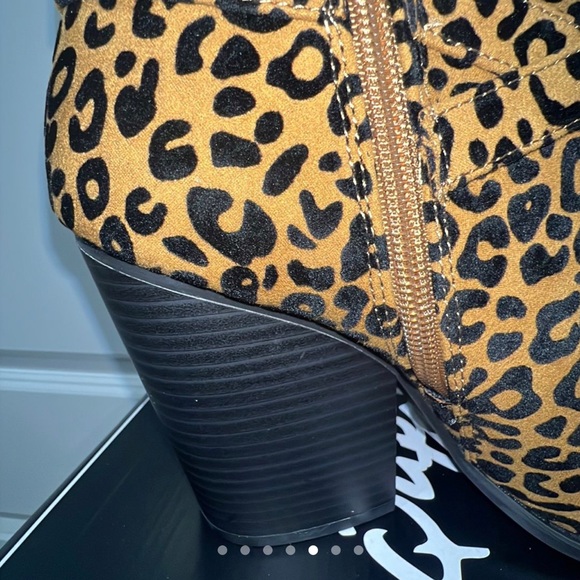 Cheetah Print Booties - Picture 7 of 7